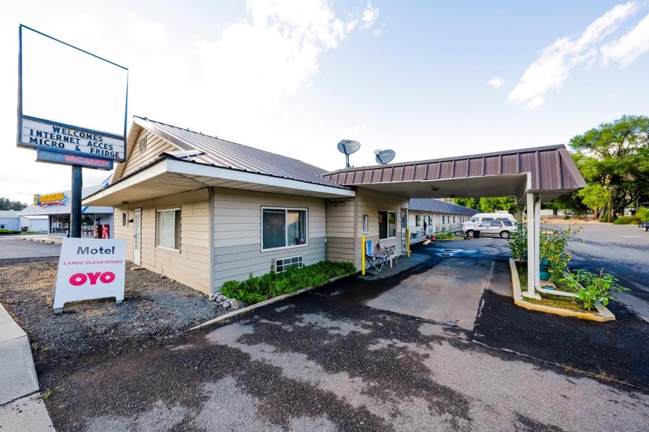 Oyo Riverside Inn John Day Or Екстериор снимка
